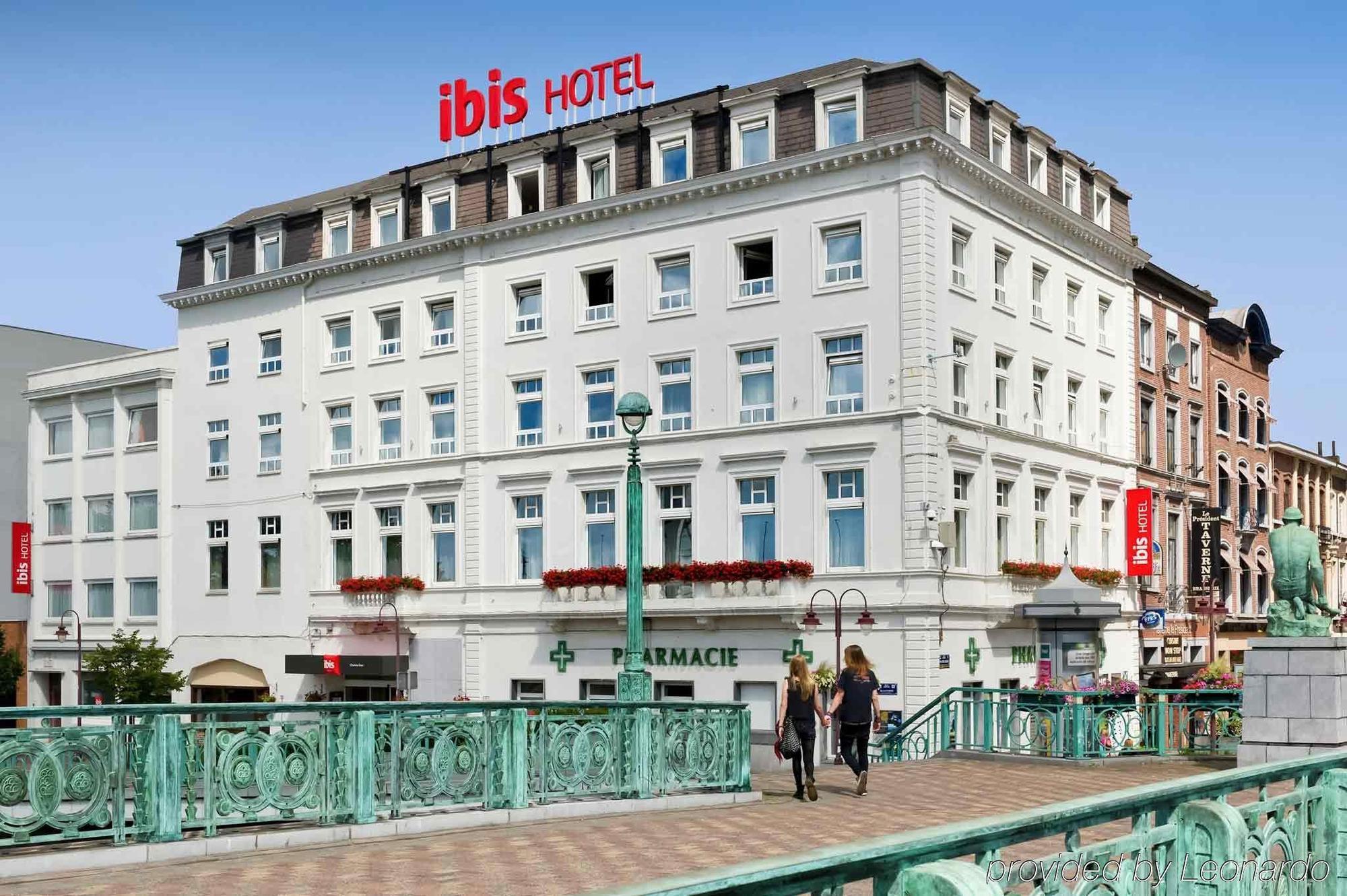 Отель Ibis Charleroi Centre Gare Экстерьер фото