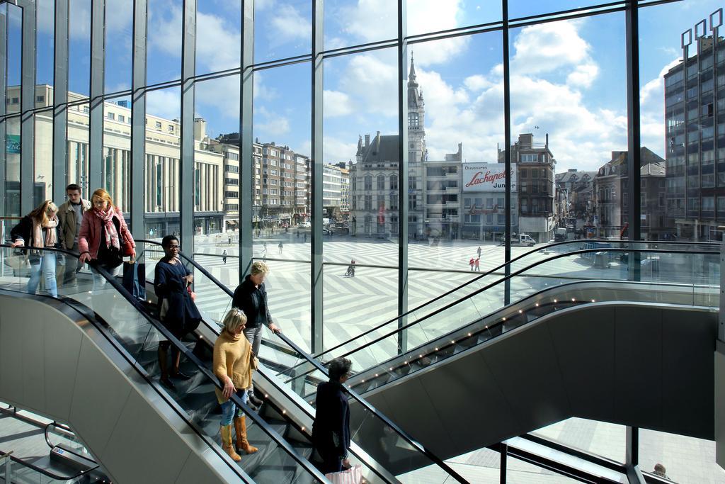Отель Ibis Charleroi Centre Gare Экстерьер фото